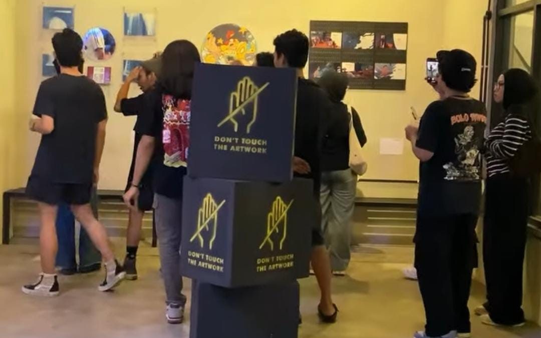 Memorable with Trouble: Seni sebagai Medan Perang, Pemulihan, dan Transformasi