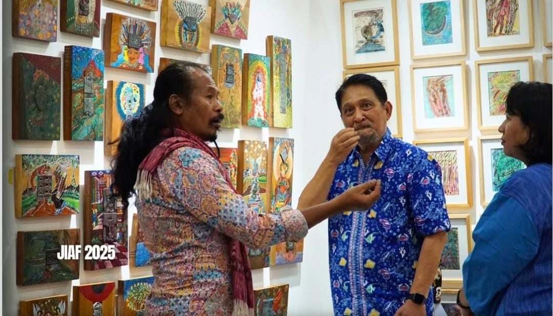 Ketika Lukisan Menjadi Bahasa Damai: Resonansi Trinity Art di JIAF 2025