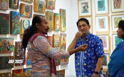 Ketika Lukisan Menjadi Bahasa Damai: Resonansi Trinity Art di JIAF 2025
