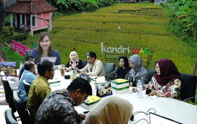 Kepala Disbudpar Kota Semarang Pimpin Koordinasi Strategi “10 Kandri Baru” untuk Desa Wisata