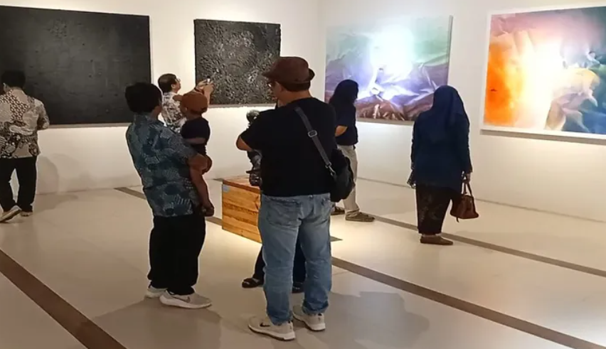 Borobudur sebagai Ruang Hidup Seni Rupa Kontemporer