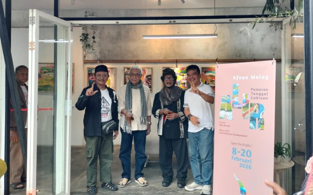 Jejak Perjalanan Hidup Afnan Malay di Tan Artspace pada Pameran Lukisan ”Alir”