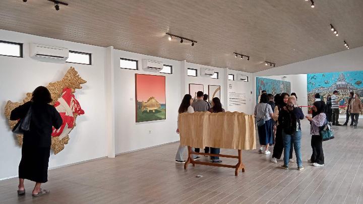 Dari Pameran ke Koleksi: Seni Rupa yang Lebih Dekat dengan Publik