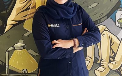 Dosen Wali Apresiasi Pameran Tunggal Airlangga, Soroti Imajinasi Kreatif yang “Liar”