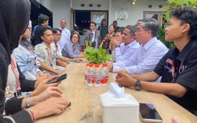 Dialog Hangat Menaker Prof. Yassierli dengan Anak Magang